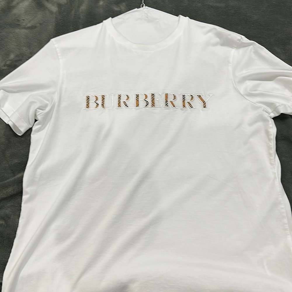 Mens Burberry t shirt